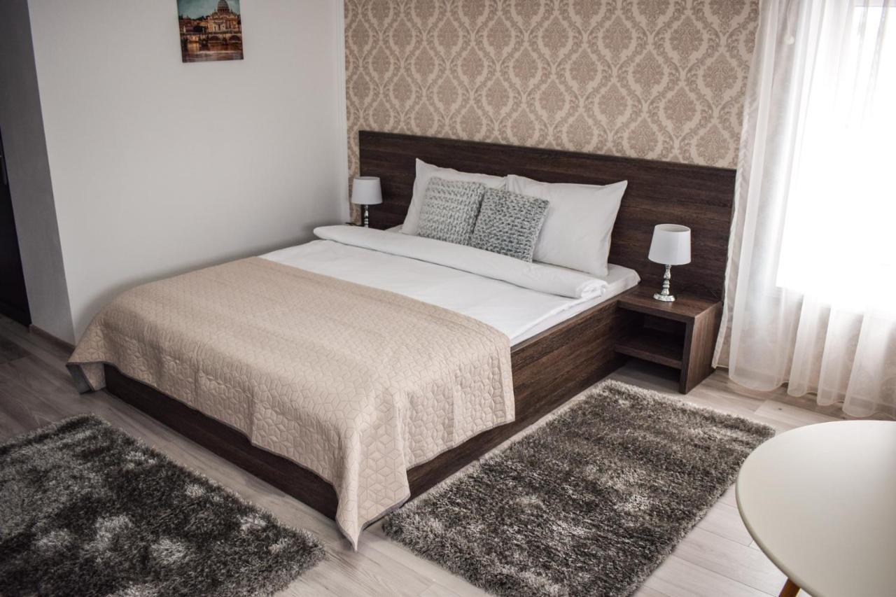 B House Rooms Iasi Exteriér fotografie